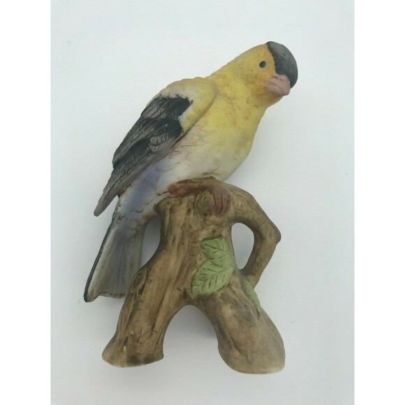 Vintage LEFTON Goldfinch Porcelain Figurine 4" Bird Statue Hand Painted - KW1251 - Picture 1 of 8